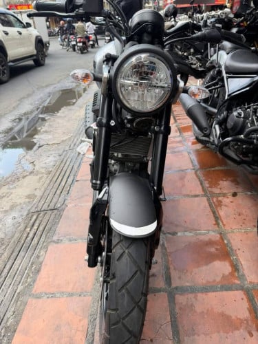 XSR125
