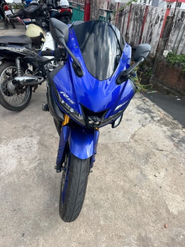 Yamaha R15 2020