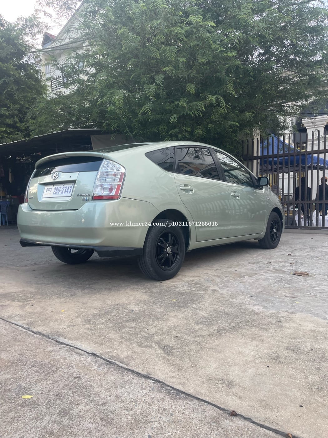 ឡានលក់ឆ្នាំ06ម្ចាស់ដើមលក់9800$ទាក់ទង098311021