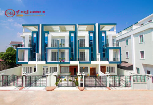 វិឡាកូនកាត់មាន​របង