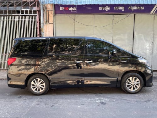 ឡានជួល! ទាំងឡាននិងតាកុង