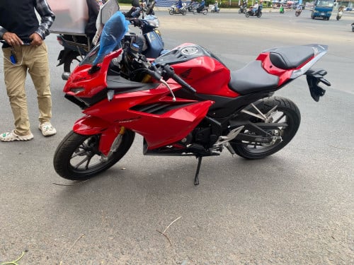 ម៉ូតូលក់