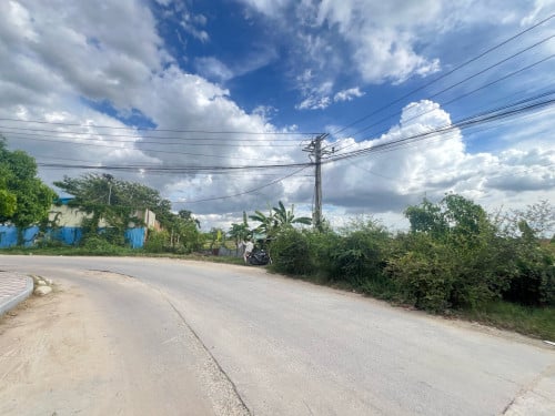 ដីជួល