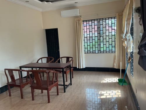 ផ្ទះសម្រាប់ជួល