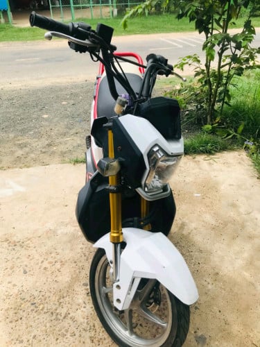 ម៉ូតូនៅគួសម
