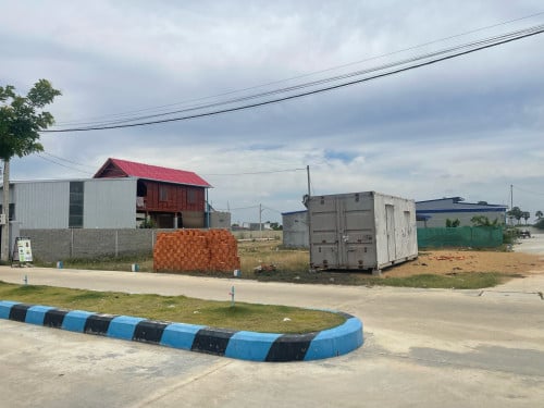 ដីជួល