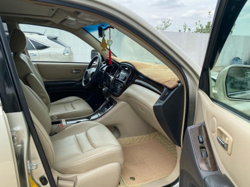 លក់​តម្លៃ​ 17500$ រុំលស់​ 25 ខេត្ត​ក្រុង​ ឆ្នាំ​03 បុង​1 Limited