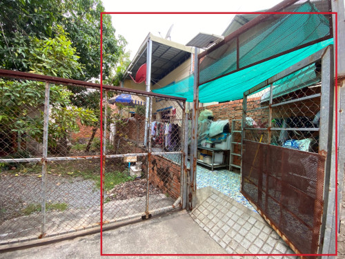 ទីតាំងក្បែររង្វង់មូលតាខ្មៅ ម្ចាស់បន្ទាន់លុយ 28,000$ ប្លង់រឹងស្រាប់