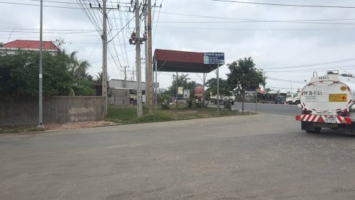 ផ្ទៈ - ដី - តូប _សំរាប់ បើក អជីវកម្ម ជួល នឹង លក់ តំលៃ ចាប់ ពី60$ _ 250$ល្លា