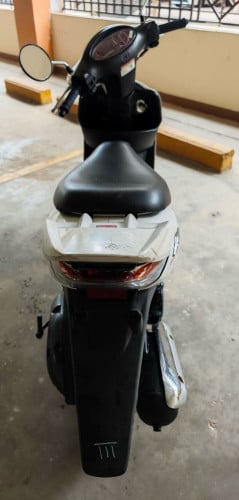 ម៉ូតូលក់​ Honda Dio សាំងសុទ្ធ​ លាងទឹកជិះ​ ស្អាត​ ​ (បញ្ជាក់អត់)​