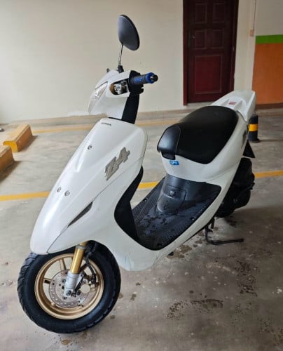 ម៉ូតូលក់​ Honda Dio សាំងសុទ្ធ​ លាងទឹកជិះ​ ស្អាត​ ​ (បញ្ជាក់អត់)​