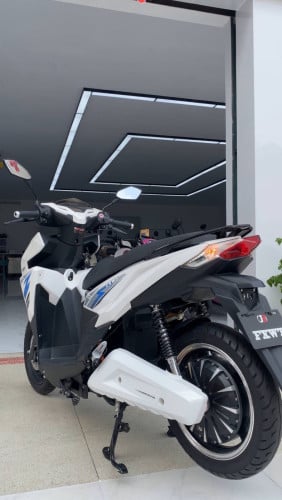 ម៉ូតូអគ្គីសនី JB Model K2 មាន3ជម្រើស 80km • 100km • 180km