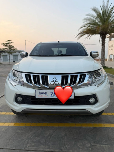 លក់mitsubishi triton 2016 full option ឆ្វេងសុីនឡានស្អាតអត់បុក