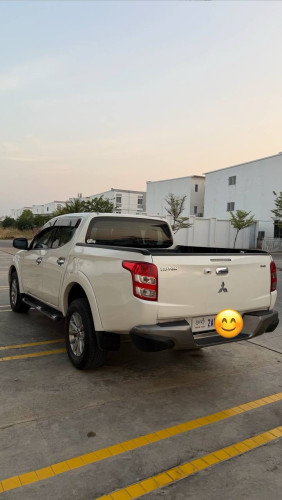 លក់mitsubishi triton 2016 full option ឆ្វេងសុីនឡានស្អាតអត់បុក