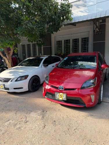 ឡានជួល​ Prius 2013 For Rent