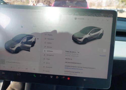 ឡានសាង​ Tesla model y