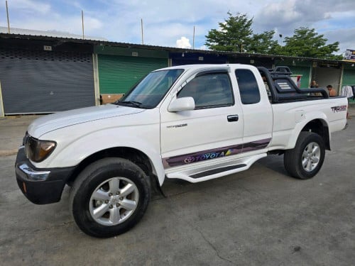 លក់ឡាធូរថ្លៃ Toyota Tacoma ឆ្នាំ2000 V4 P1