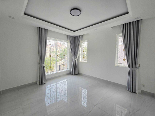 🏠2Tiara Queen Villa for Rent in Borey ML Tiara 50m Takhmao