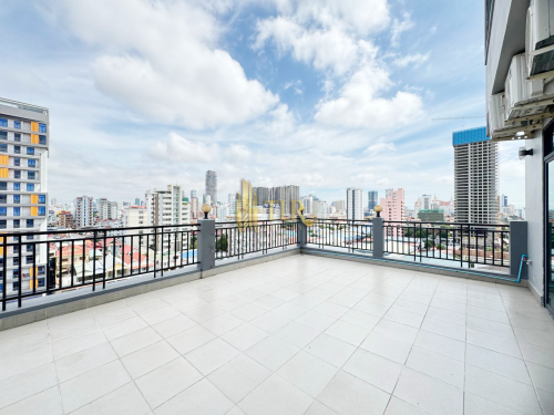 🏢Commercial Building​ for​ Rent
