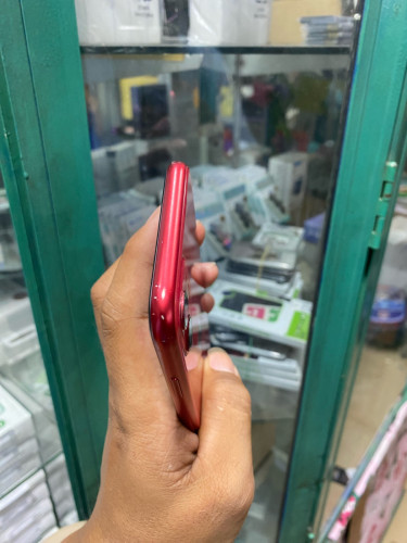 📥Iphone 11 64G អេក្រង់ថ្មីអត់ស្គេនលក់1xx$(ទីតាំងភ្នំពេញជិតវេងស្រេង) ចាប់អារម្មណ៍អាចមកមើលផ្ទាល់