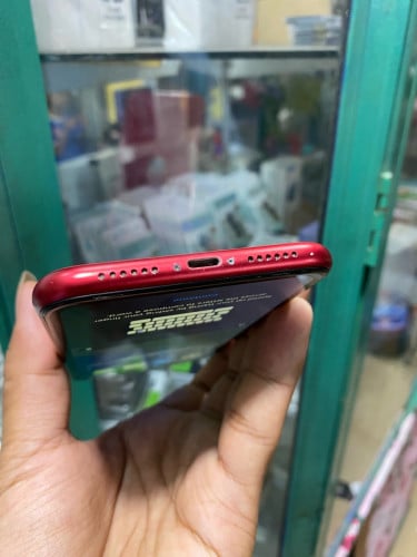 📥Iphone 11 64G អេក្រង់ថ្មីអត់ស្គេនលក់1xx$(ទីតាំងភ្នំពេញជិតវេងស្រេង) ចាប់អារម្មណ៍អាចមកមើលផ្ទាល់