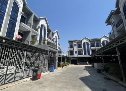 លក់ក្រោមតម្លៃទីផ្សារ