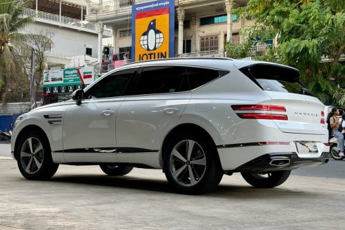 2023 Genesis Gv80