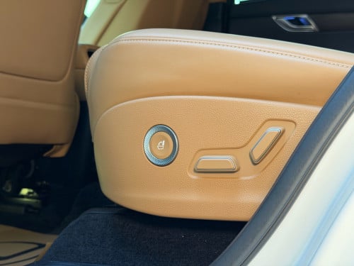 2023 Genesis Gv80