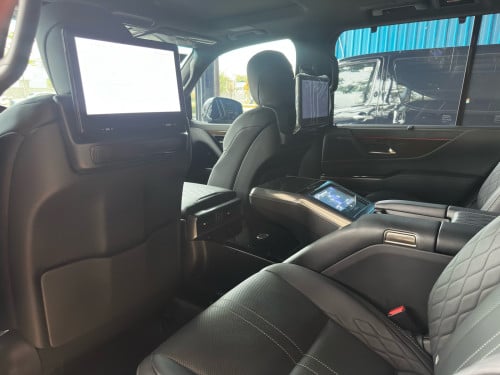 2023 LEXUS LX600 VIP 4 seats អារ៉ាប់