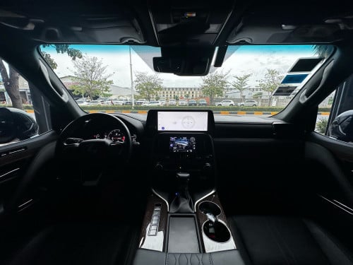 2023 LEXUS LX600 VIP 4 seats អារ៉ាប់