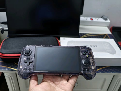 Anbernic RG 557 Like new