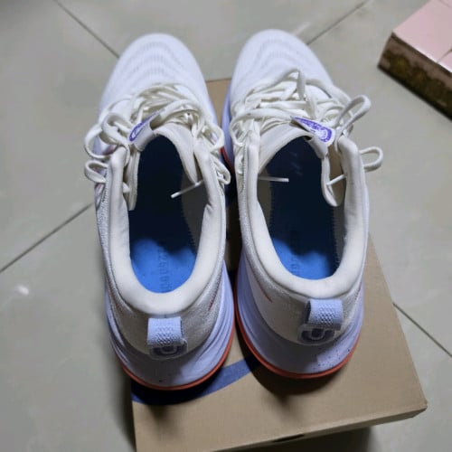 ASICS Gel-Cumulus 27 Tokyo Edition (Size44.5) ប្រើបាន2បង