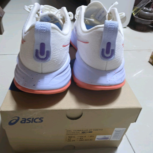 ASICS Gel-Cumulus 27 Tokyo Edition (Size44.5) ប្រើបាន2បង