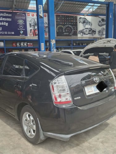 Black Prius 2006 ព្រូសខ្មៅ 06