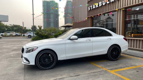 C300 2015 4matic for sale 19999$