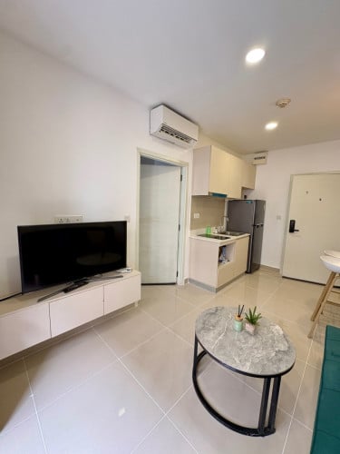 Condo 1-BR near Aeon 2 for rent