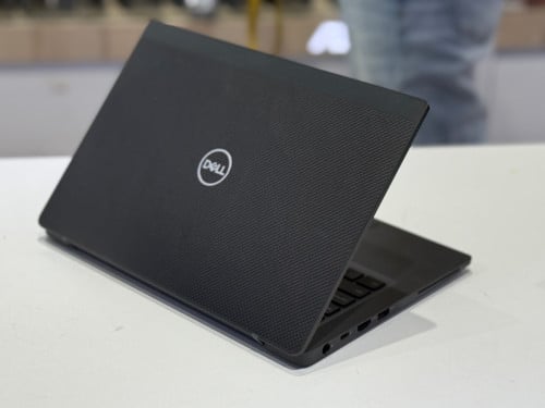 Dell Latitude 7300 ថាច់ស្រ្គីន 👉 ឃីបត់ភ្លើង CPU Core i5-8th / Ram 8GB /256GB /13.3”