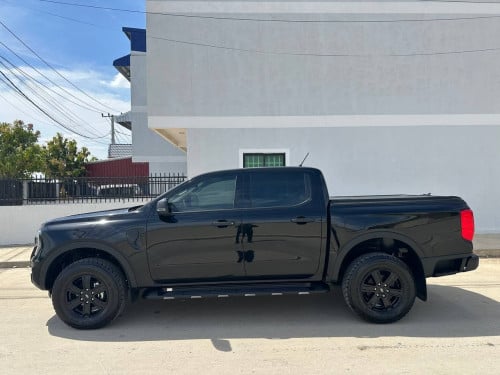 Ford XL 2025 for rent