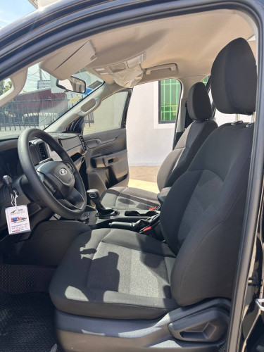 Ford XL 2025 for rent