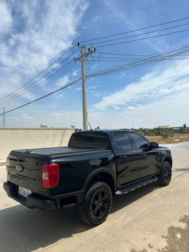 Ford XL 2025 for rent
