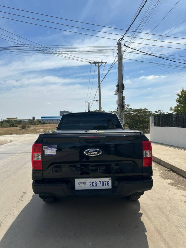 Ford XL 2025 for rent