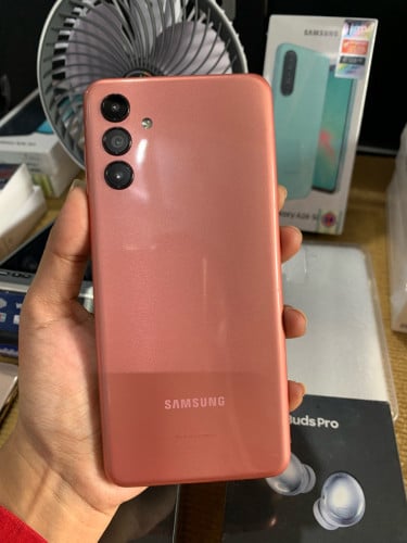 Galaxy A04s បញ្ចុះតម្លៃឥវ៉ាន់ថ្មី
