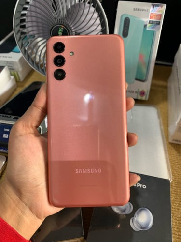Galaxy A04s បញ្ចុះតម្លៃឥវ៉ាន់ថ្មី