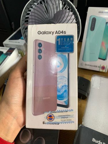 Galaxy A04s បញ្ចុះតម្លៃឥវ៉ាន់ថ្មី