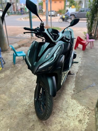 Honda Click 021 Smart key 150cc ម៉ូតូស្អាត