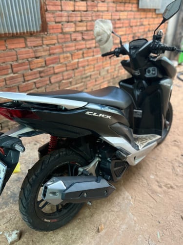 Honda Click 021 Smart key 150cc ម៉ូតូស្អាត