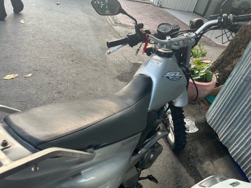 Honda SL 2006