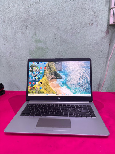 Hp 240 G8