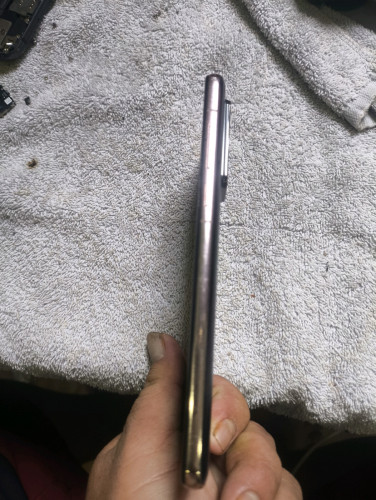 huawei p40 5G សានុំហ្សីន នៅស្អាត95%