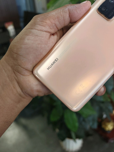Huawei P40 8g/128g_Global(វៃដូរបាន)👉$125